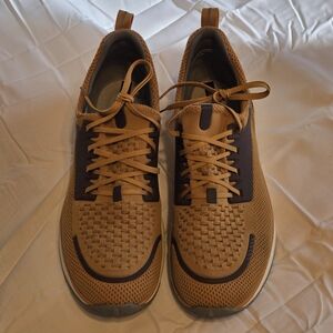 Johnston & Murphy Tan and Brown Sneakers, Mens 12